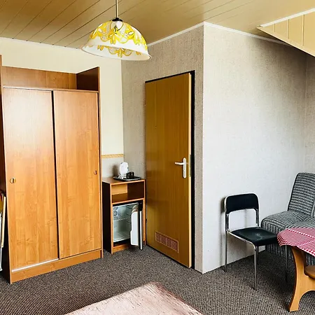Goscinne Pelikan Guest house Dabki